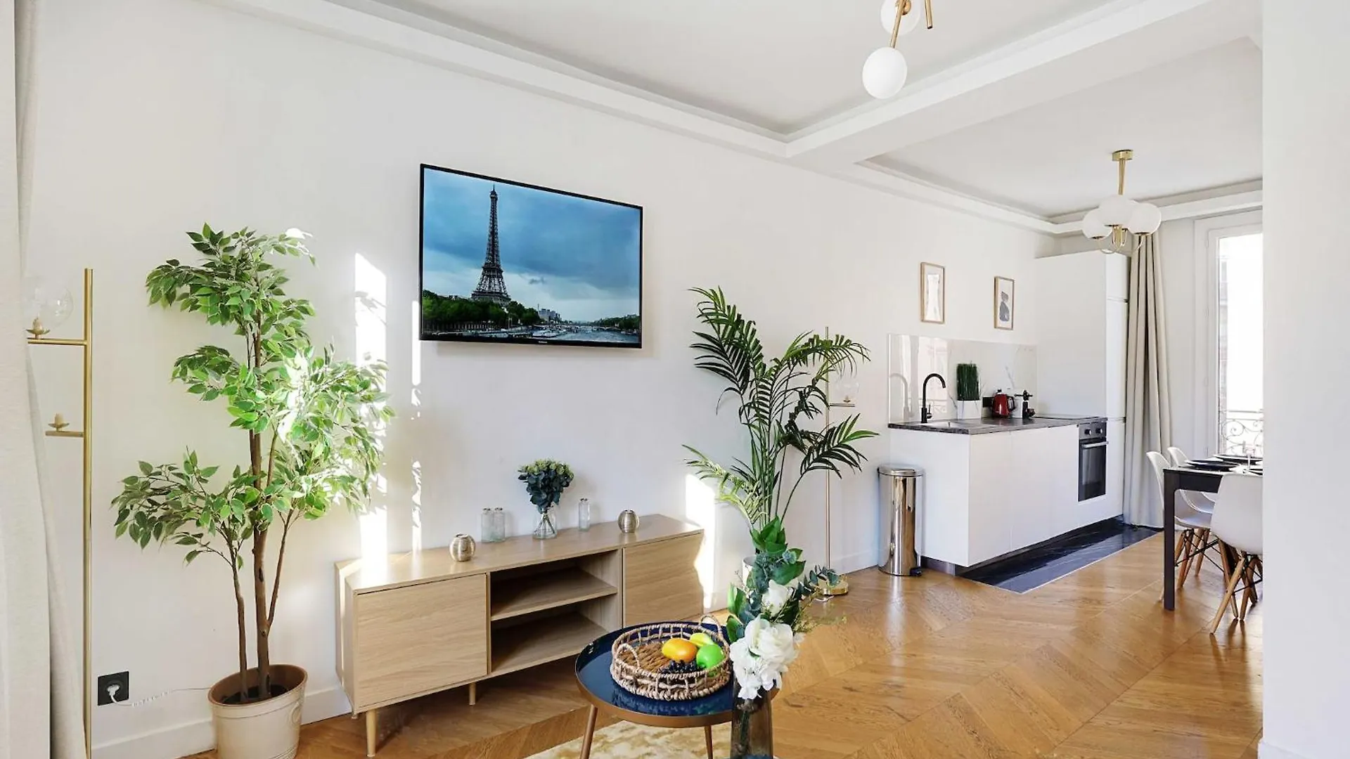 Magnificent Apartment - 2Br 6P - Tour Eiffel Paryż