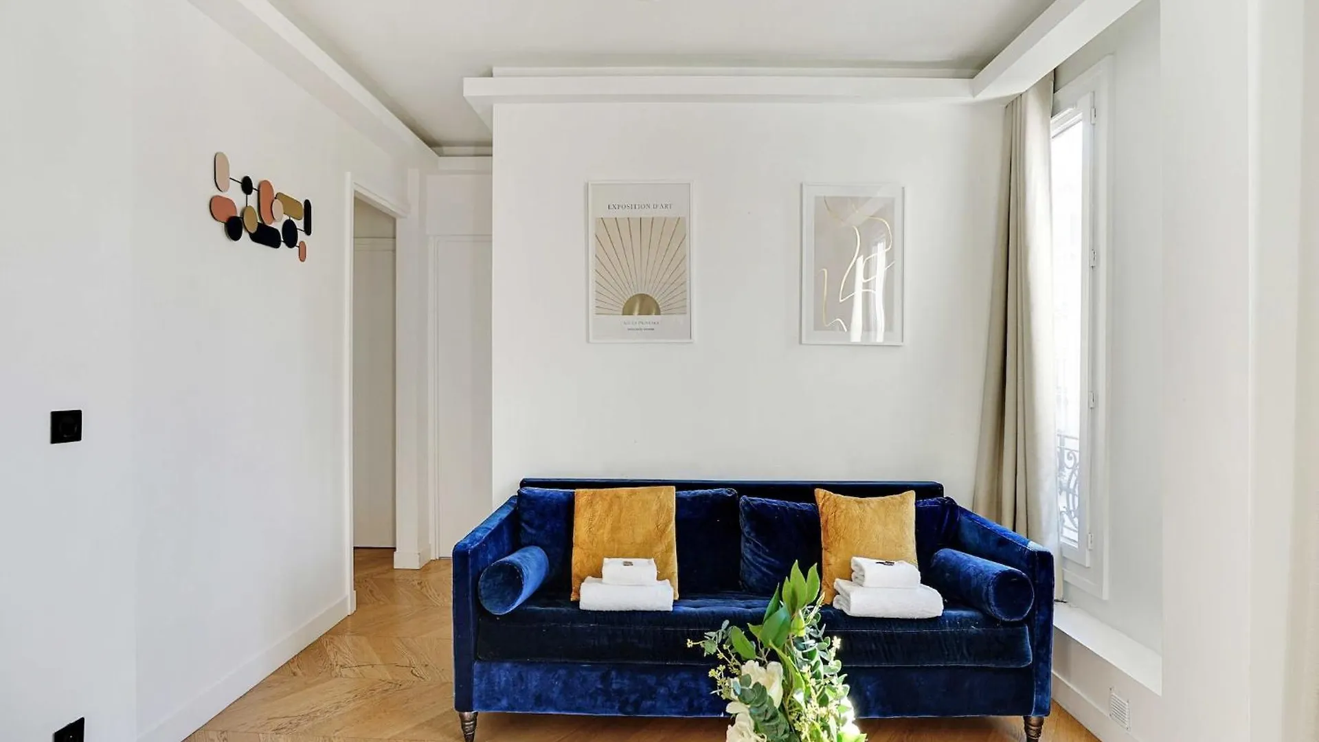 Magnificent Apartment - 2Br 6P - Tour Eiffel Paris 0*,  France